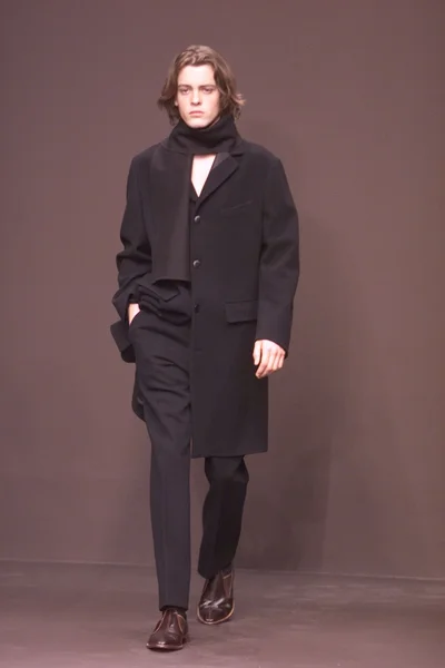 Look 48